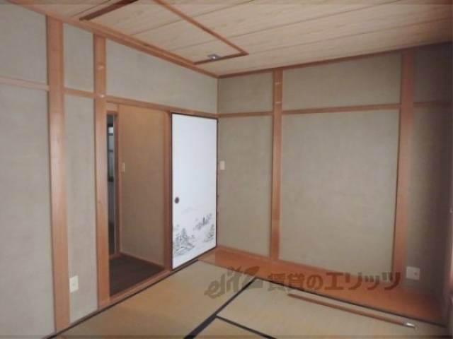 和室　6.7帖