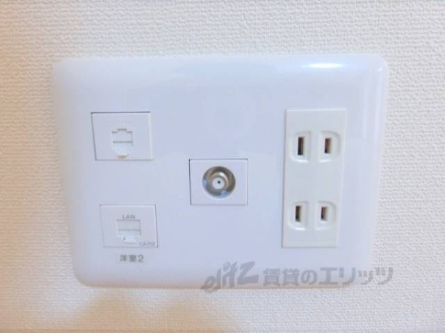 洋室　ネットコンセント