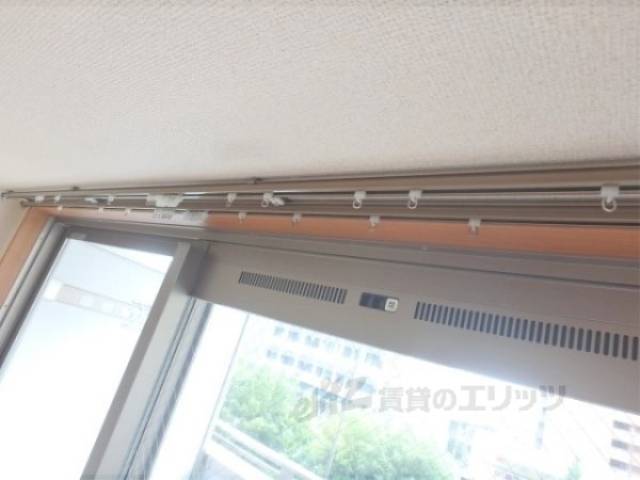 カーテンレール