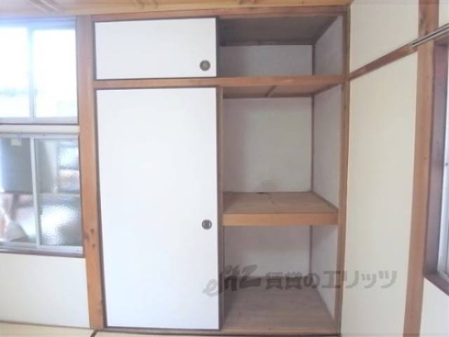 収納　広い収納スペースです。