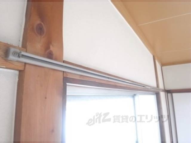 カーテンレール