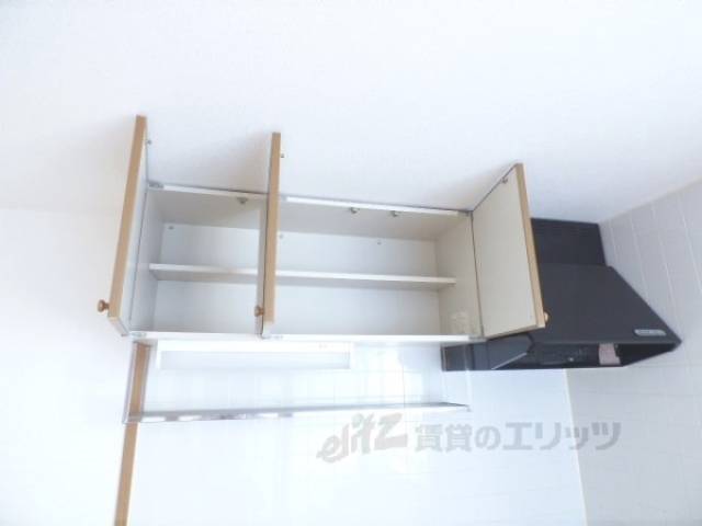 キッチン　収納