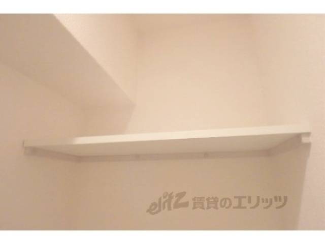 トイレ　棚