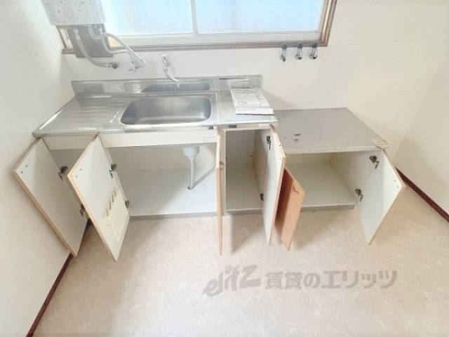 キッチン　下部収納