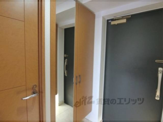 玄関　全身鏡