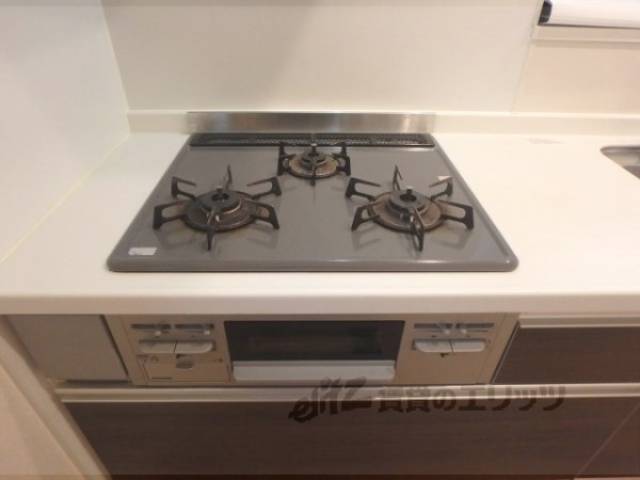 キッチン　コンロ