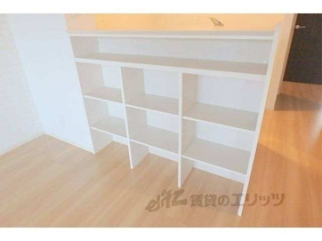 収納　棚