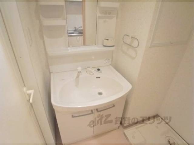 洗面所　独立洗面台