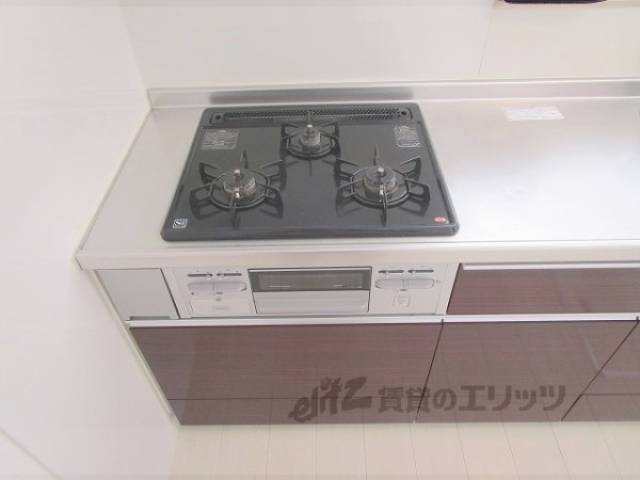 キッチン　コンロ