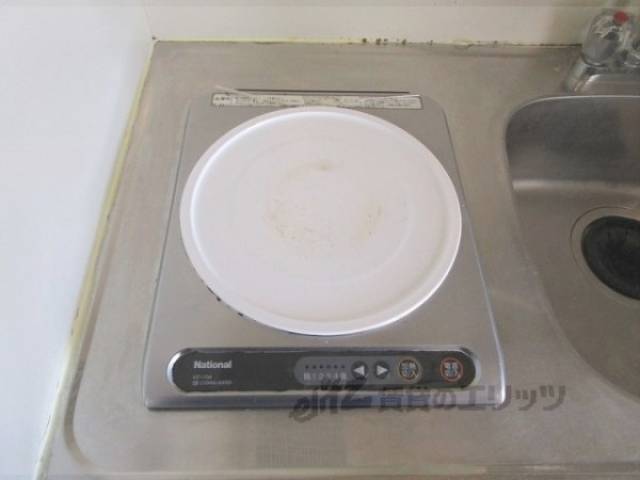 キッチン　コンロ