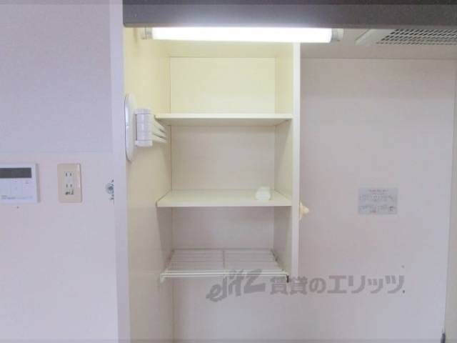 キッチン　棚