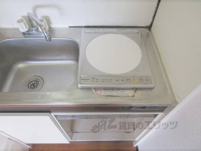 キッチン　コンロ
