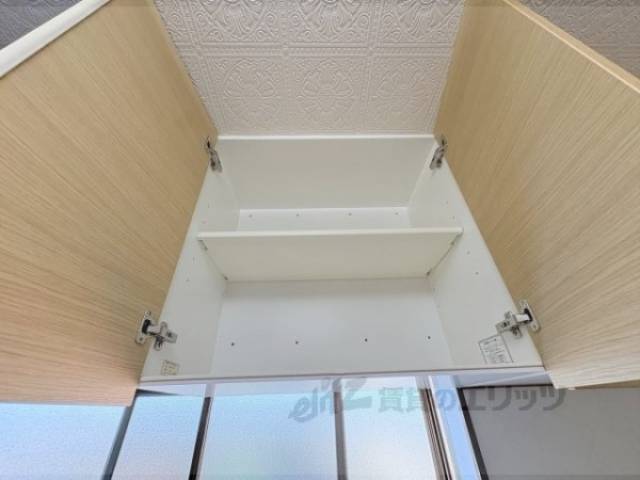 キッチン　上部収納