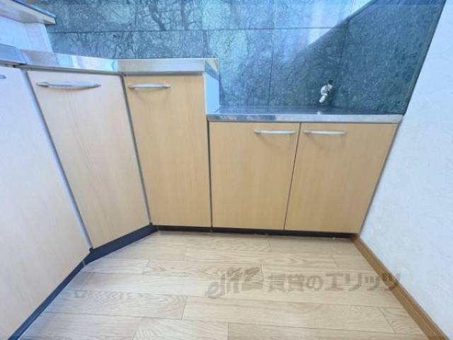 キッチン　収納