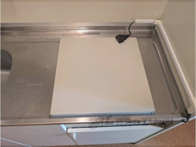 キッチン　コンロ置場