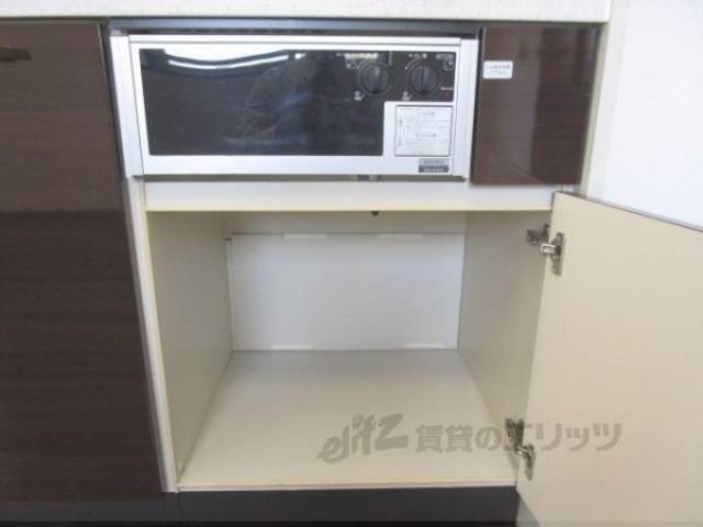 キッチン　下部収納