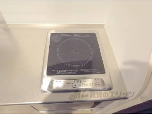 キッチン　電子コンロ