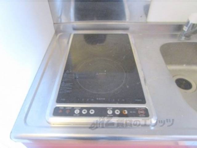 キッチン　コンロ