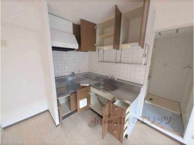 キッチン　収納