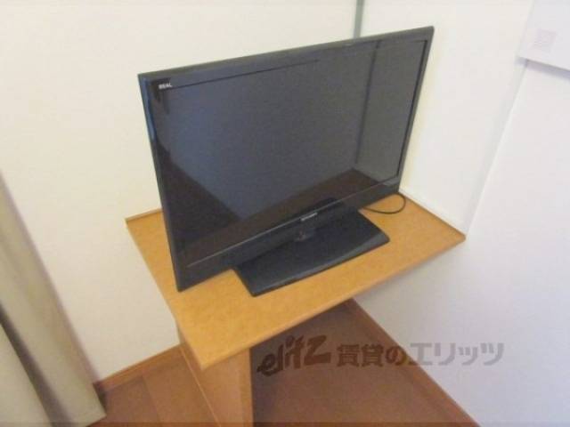 備え付けテレビ