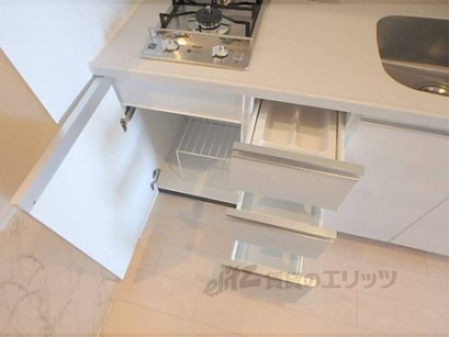 キッチン　収納