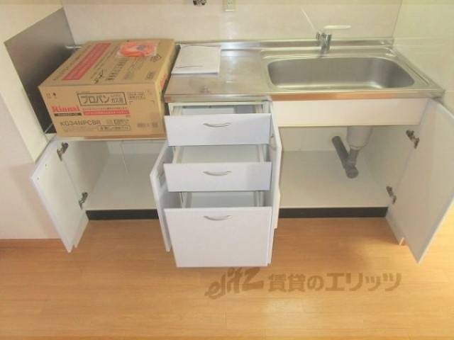 キッチン　収納