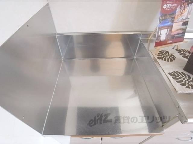 キッチン　コンロ置き場