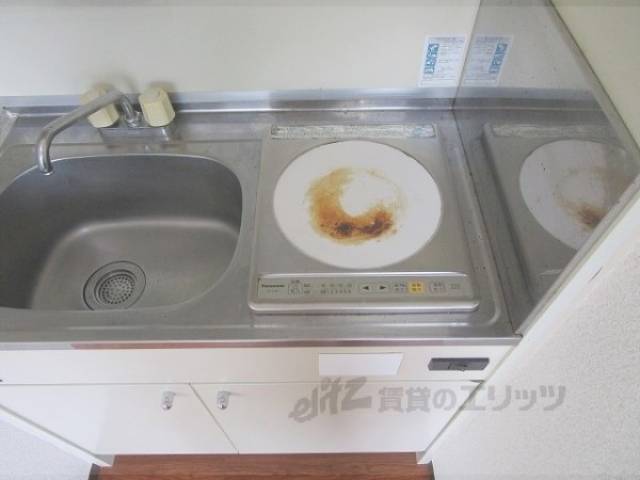 キッチン　コンロ
