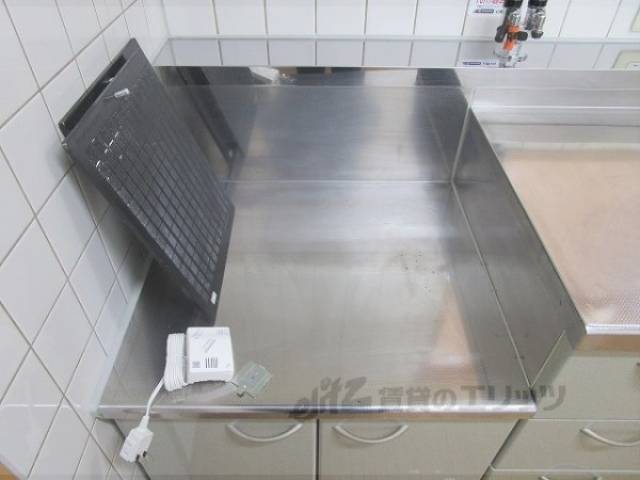 キッチン　コンロ置場