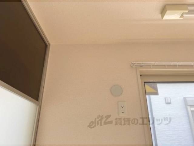 エアコン　設置可能