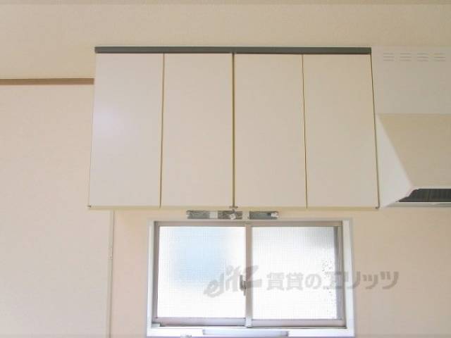 キッチン　収納