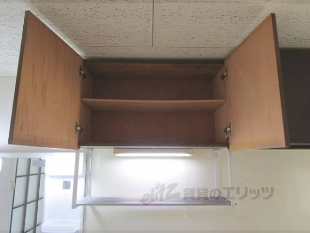 キッチン　収納