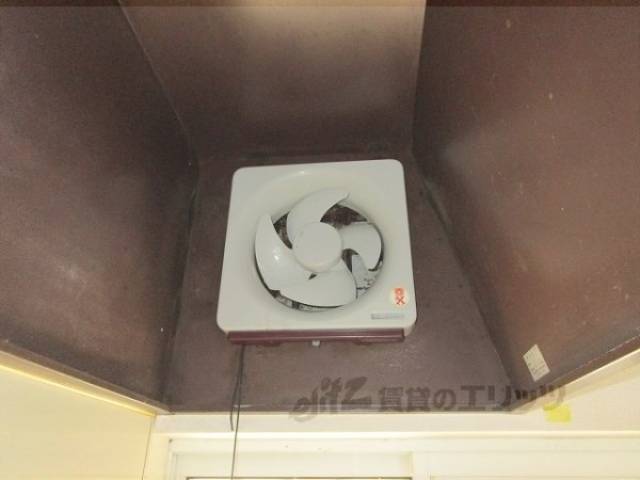 キッチン　換気扇