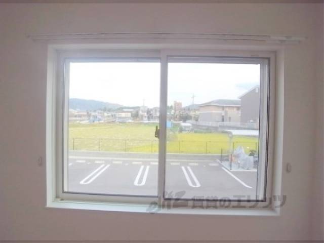 リビング　窓
