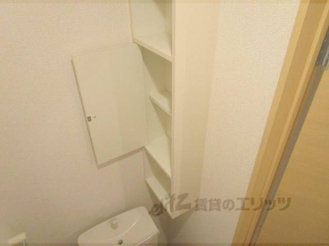 トイレ　収納