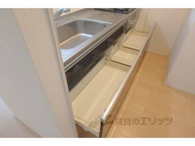 キッチン　収納