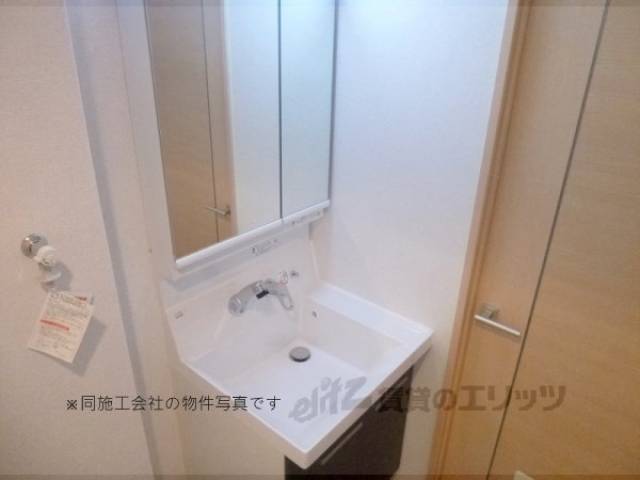 洗面所　独立洗面台