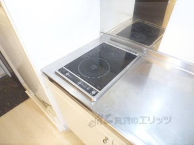 キッチン　2口コンロ