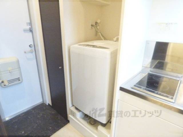 洗濯機置場　洗濯機