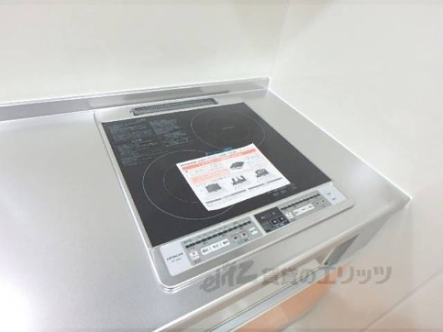 キッチン　コンロ