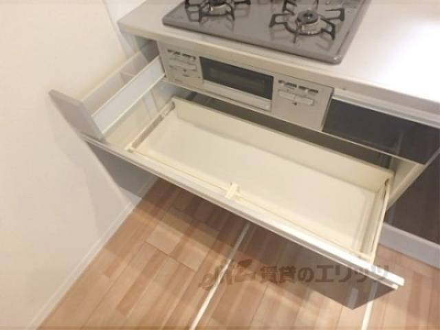 キッチン　下部収納