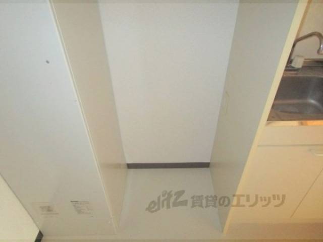 冷蔵庫置場