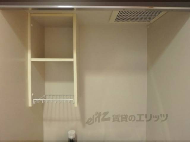 キッチン　キッチン収納棚