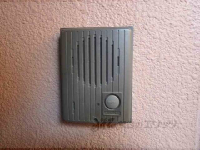 玄関　インターホン