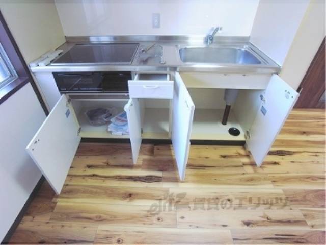 キッチン　収納