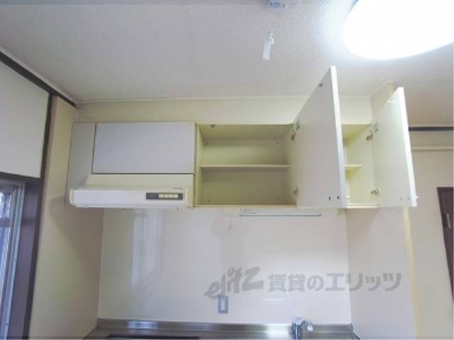 キッチン　収納