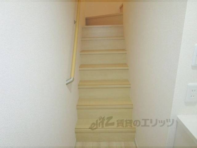 廊下　階段