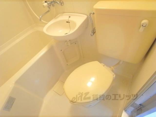 ユニットバス　トイレ