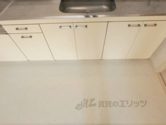 キッチン　キッチン下部収納