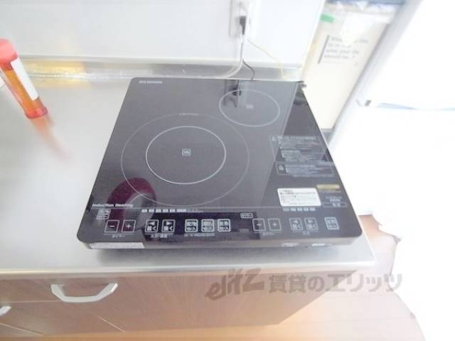 キッチン　電子コンロ